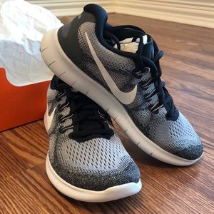 Nike Women’s Free RN 2017 Running Shoe